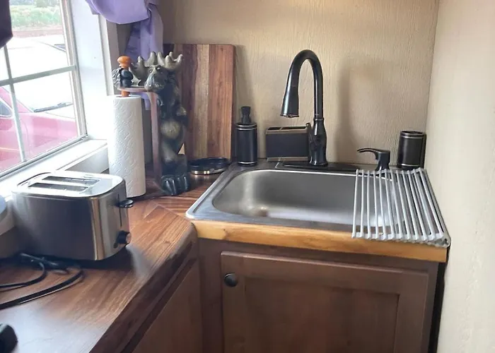 Tiny Tiny Bunkhouse